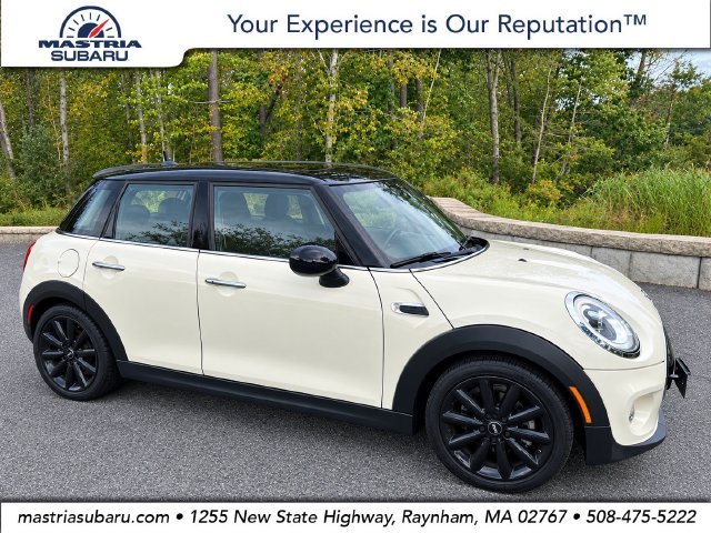 Used 2018 White MINI Base image 1