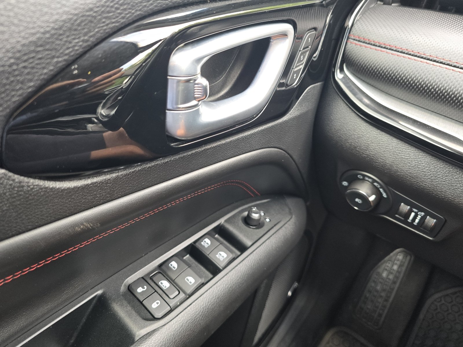 Used 2022 White Jeep Trailhawk image 22