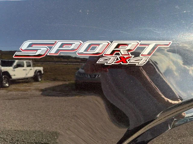 Used 2021 Black Ford XLT image 16