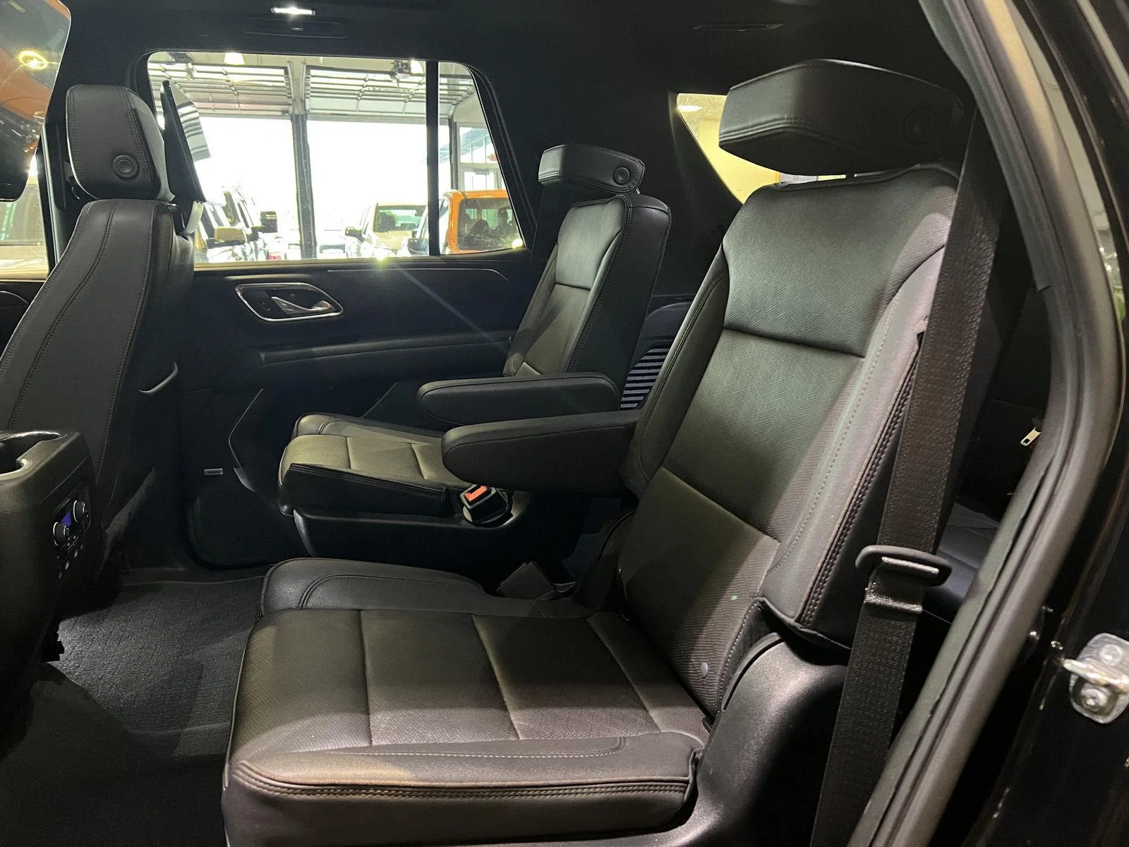 Used 2023 Black Chevrolet High Country image 20