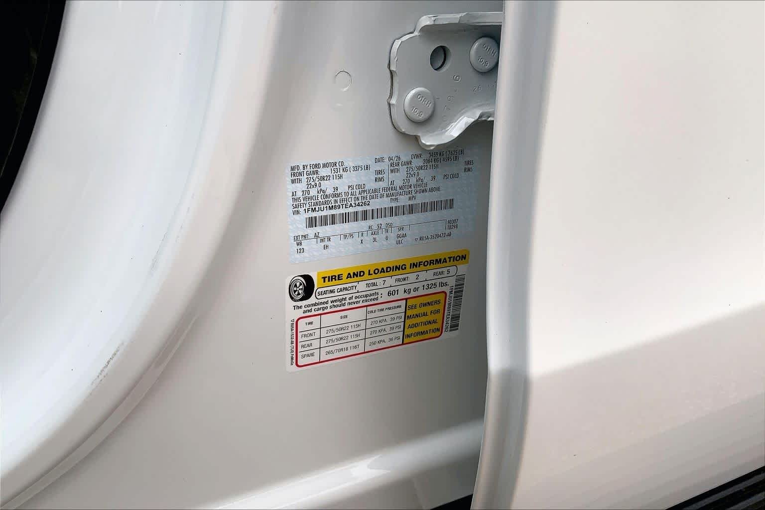 New 2026 Star White Metallic Tri-Coat Ford Platinum® image 21