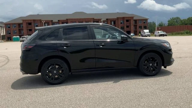 2026 Honda HR-V Sport - Photo 9