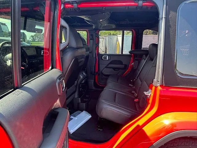 New 2025 Firecracker Red Clear-Coat Exterior Paint Jeep Sahara image 12