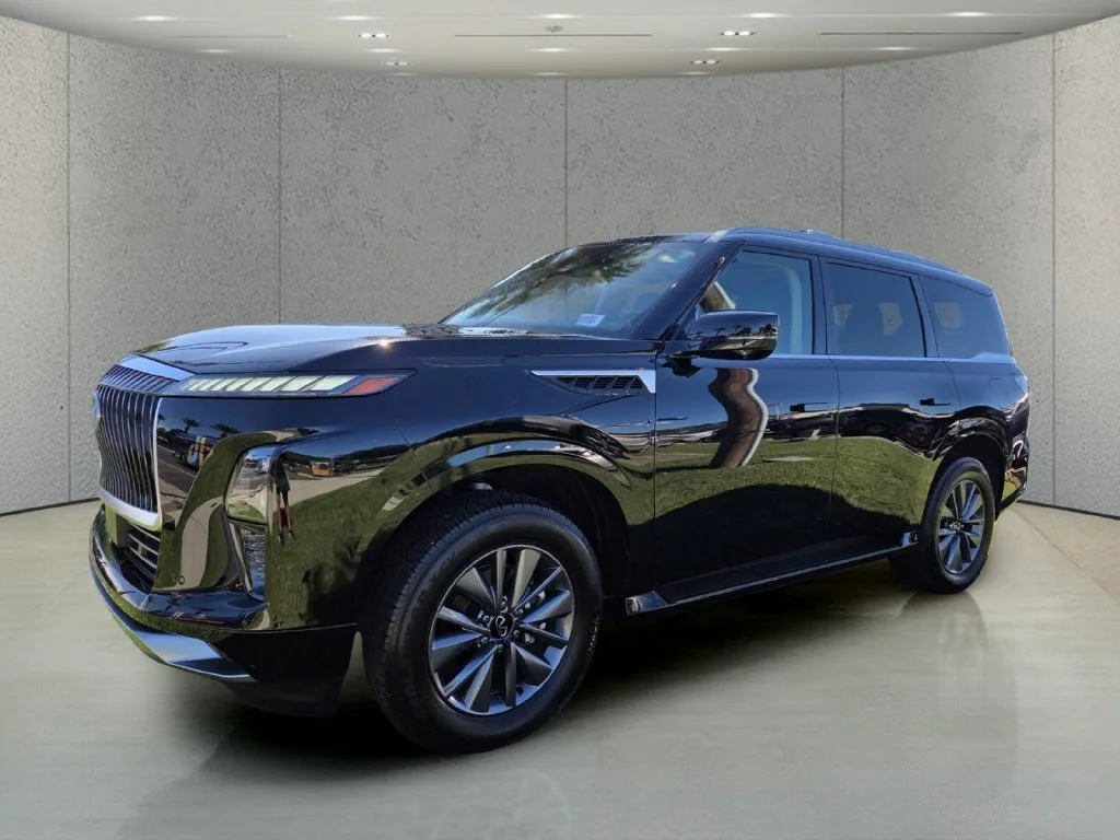 2025 INFINITI QX80 Pure