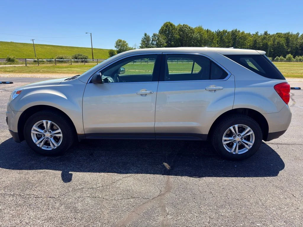 Used 2013 Gold Chevrolet LS image 14