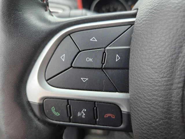 Used 2018 Black Jeep Trailhawk image 29
