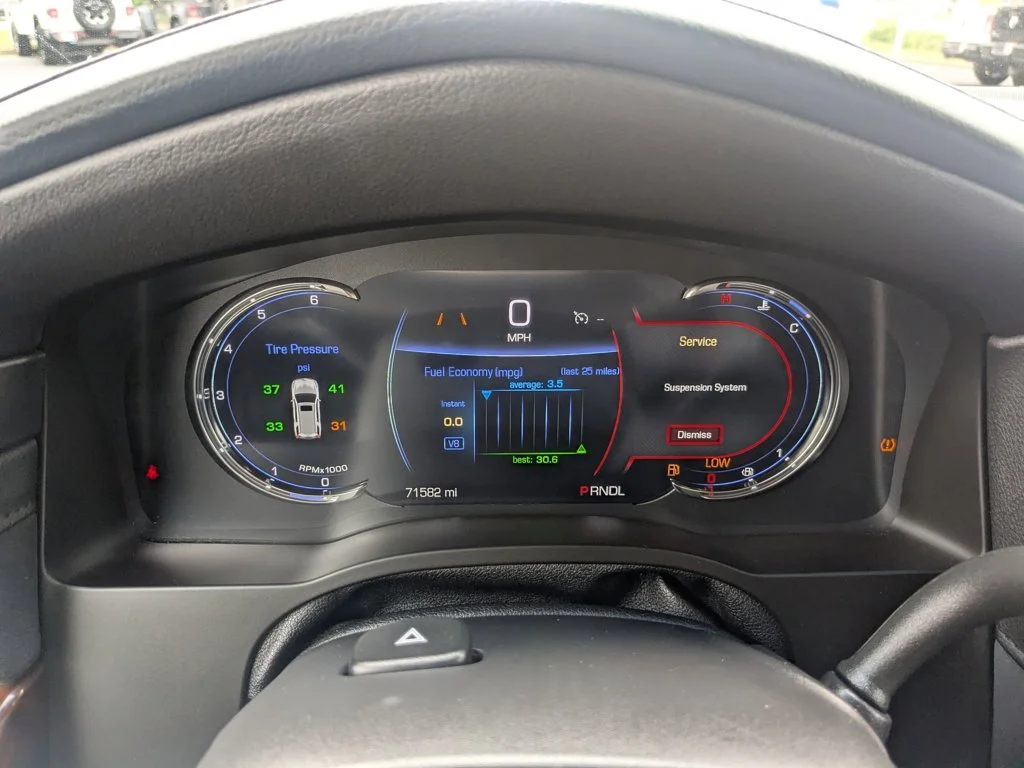Used 2019 Black Raven Cadillac Luxury image 16