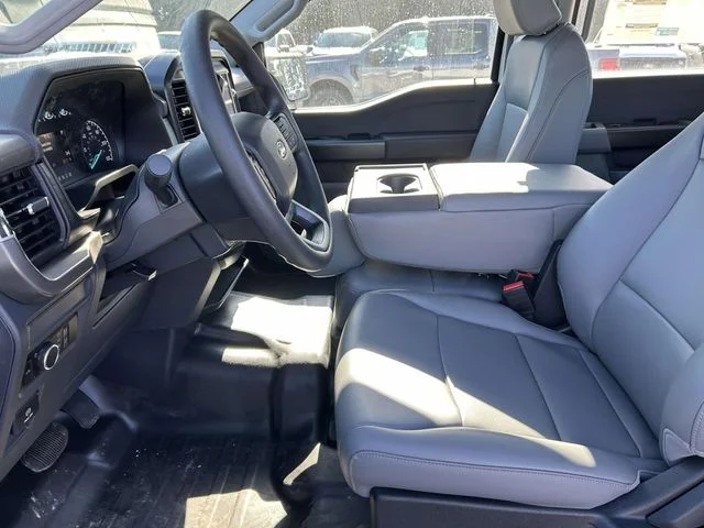 New 2026 Oxford White Ford XL image 14