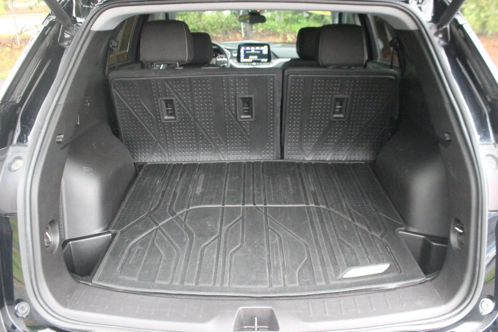 Used 2024 Black Chevrolet 2LT image 9