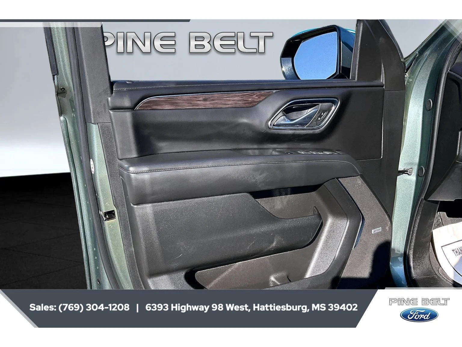 Used 2024 Silver Sage Metallic Chevrolet LT image 17