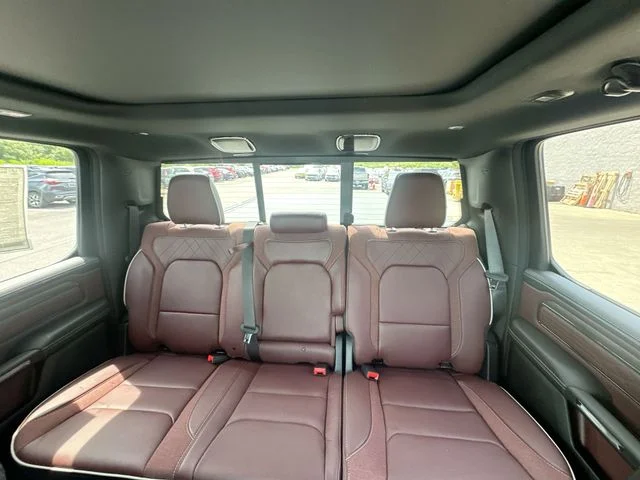 New 2026 Molten Red Pearl-Coat Exterior Paint RAM Limited image 26