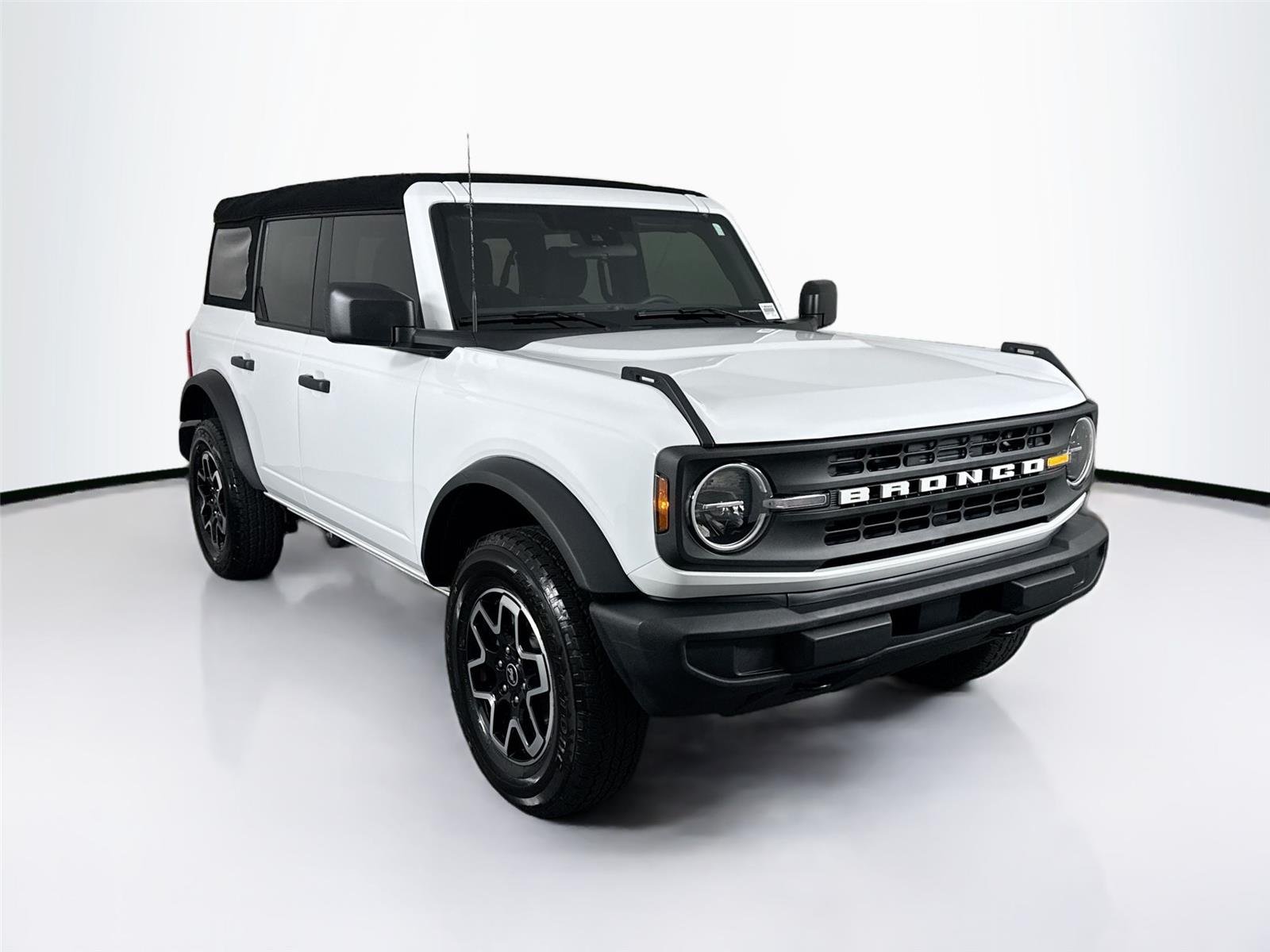 Used 2025 Oxford White Ford Base image 7