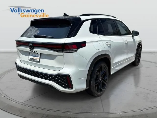 New 2026 Opal White Pearl Volkswagen SE R-Line Black image 4