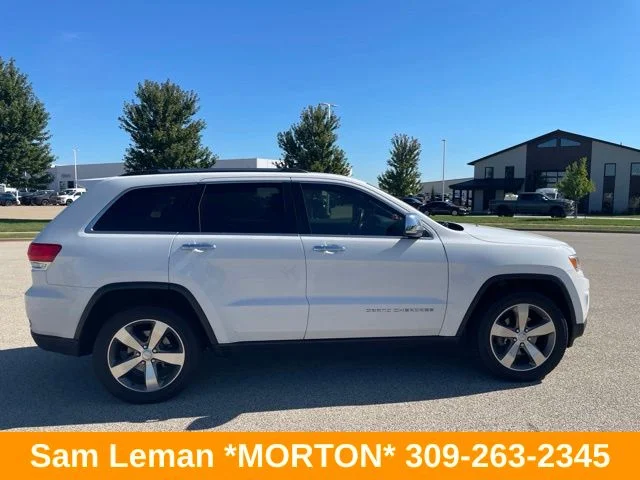 Used 2016 White Jeep Limited image 2