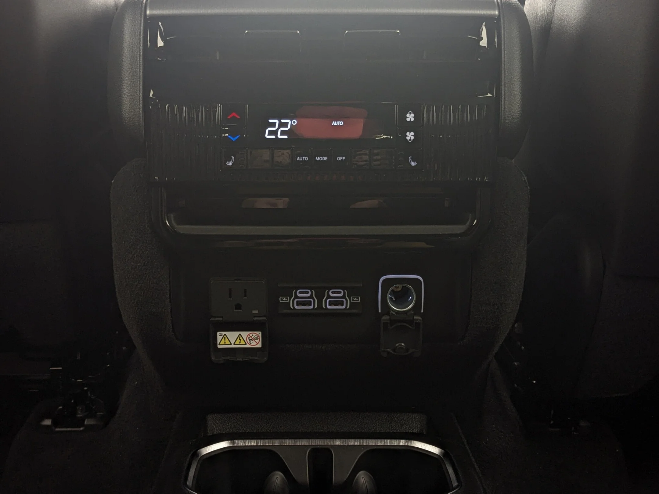New 2026 White Jeep Limited Altitude - - HD Tow Pkg - Altitude Pkg - Quadra-Lift Air Susp - Nappa Leather & More! image 27