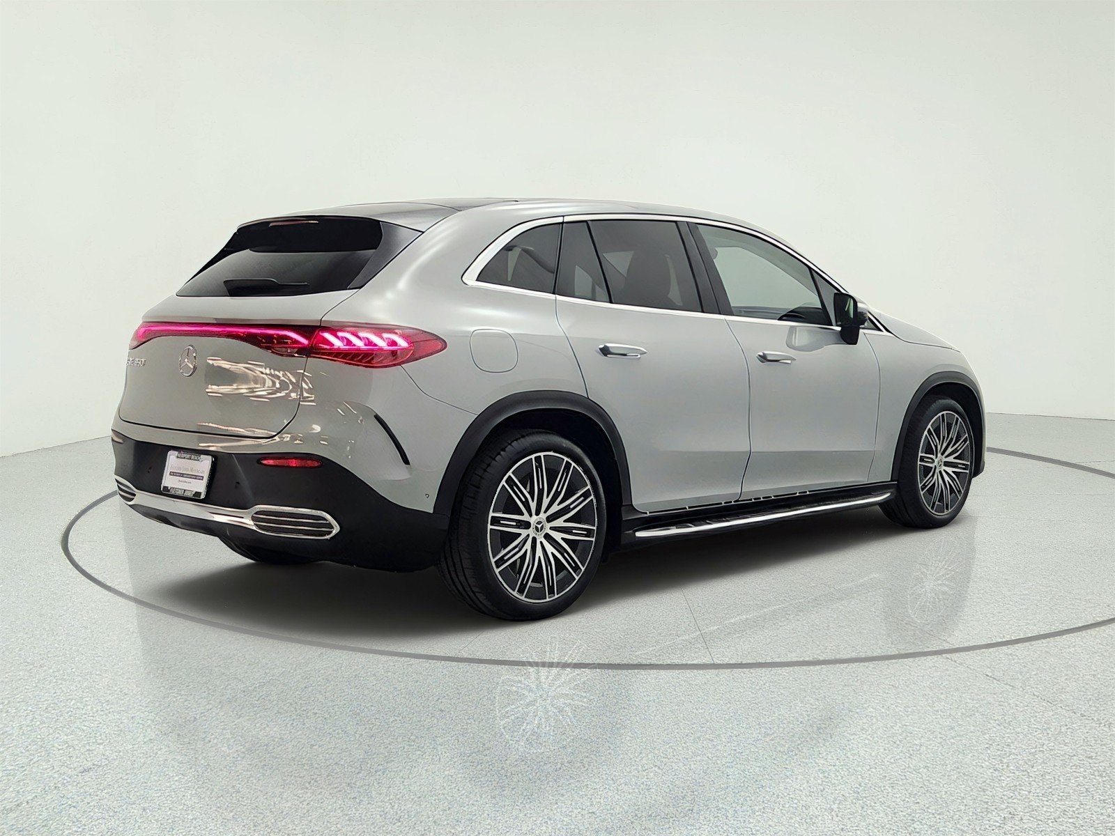 Used 2023 MANUFAKTUR Alpine Grey Mercedes-Benz EQE 350 4MATIC® SUV image 5