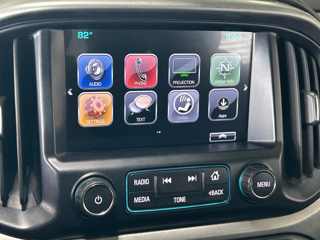 Used 2017 Summit White Chevrolet LT image 19