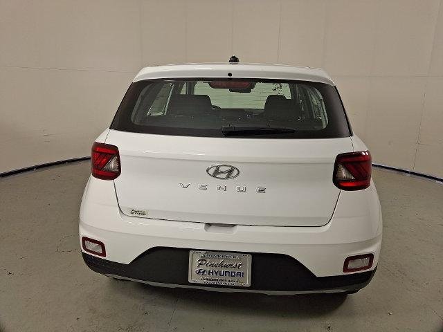 2026 Hyundai Venue SE - Photo 6
