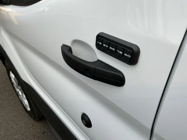 New 2026 Oxford White Ford Base image 11