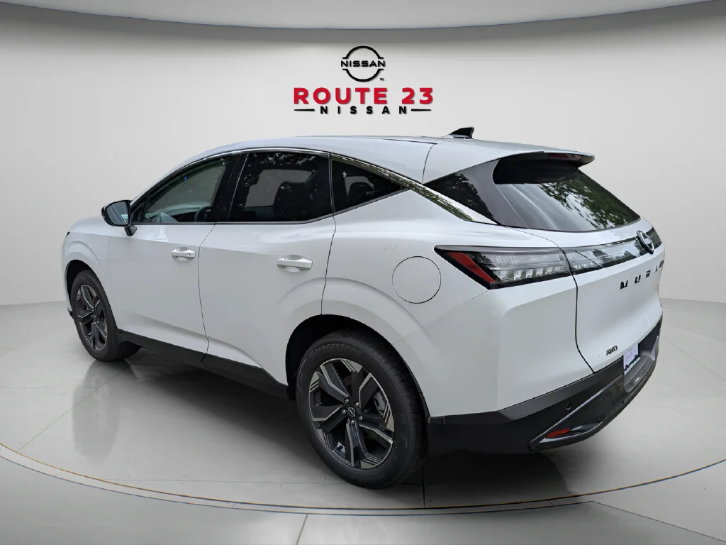 New 2026 White Nissan SL image 7