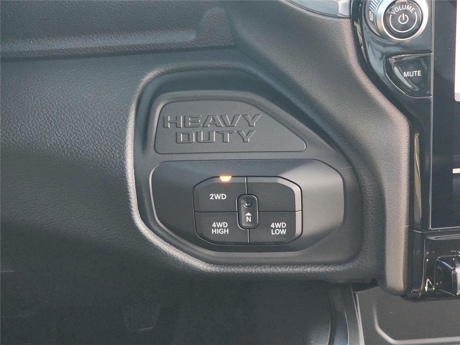 2026 RAM 2500 Laramie - Photo 15