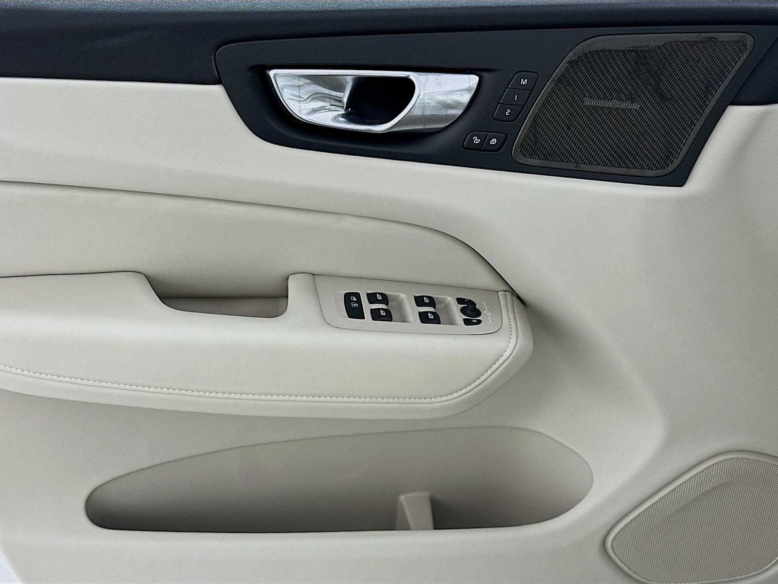 New 2026 Crystal White Volvo Ultra image 16