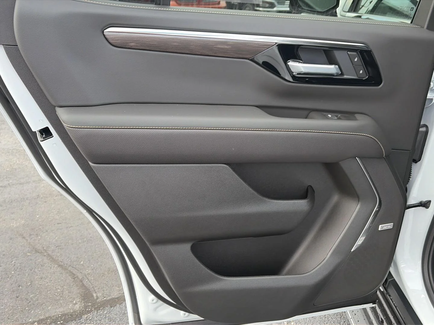 2026 Chevrolet Tahoe Premier - Photo 13