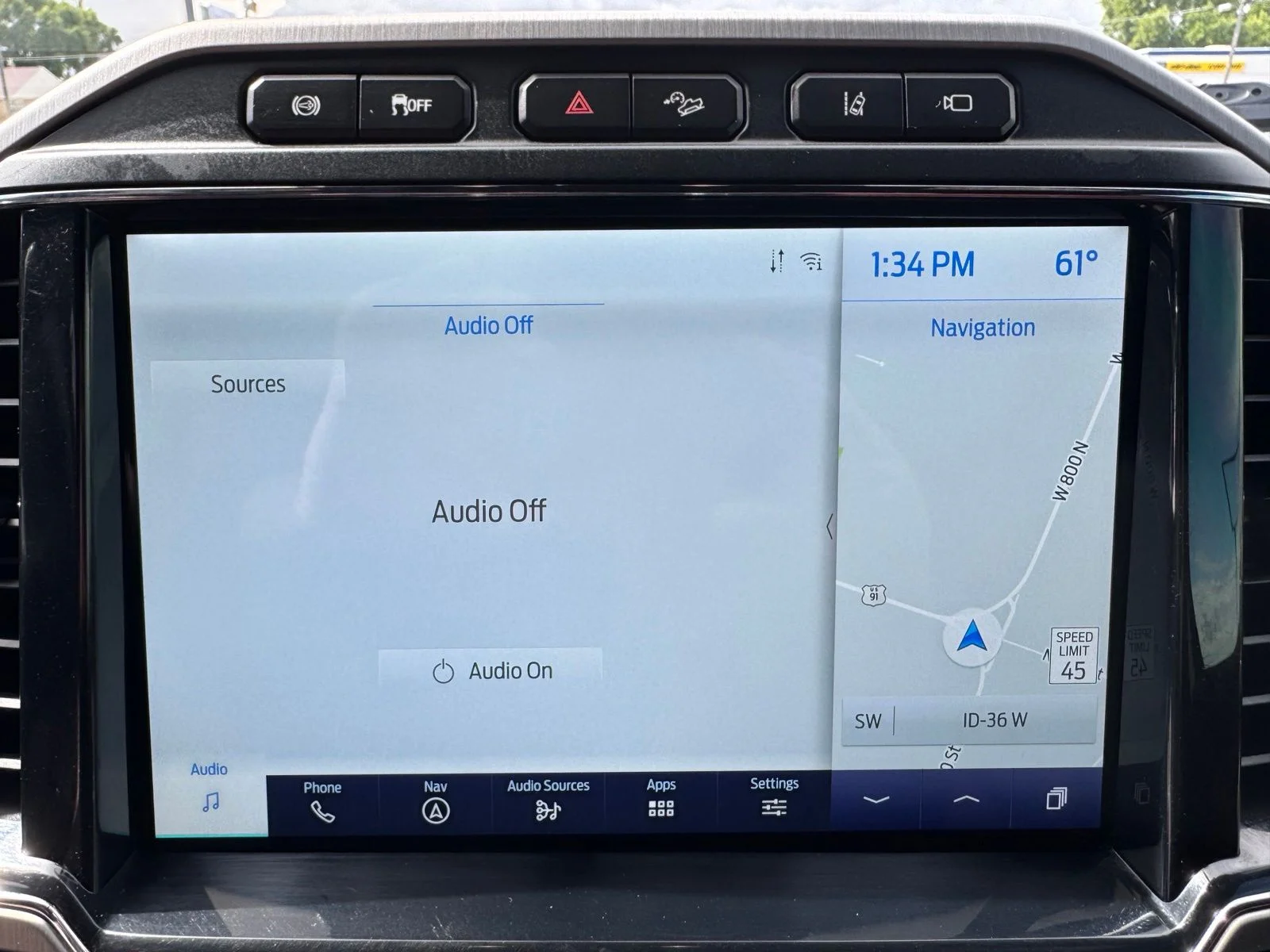 Used 2022 White Ford Platinum image 28