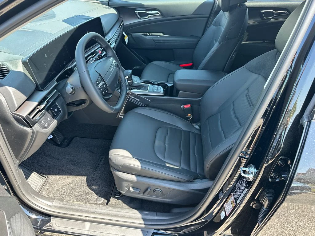 New 2026 Black Kia SX-Prestige image 9