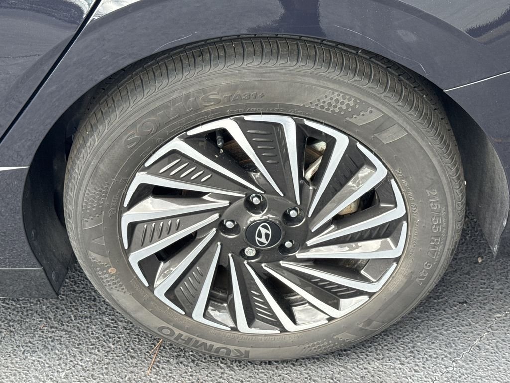 Used 2024 Blue Hyundai Limited image 18