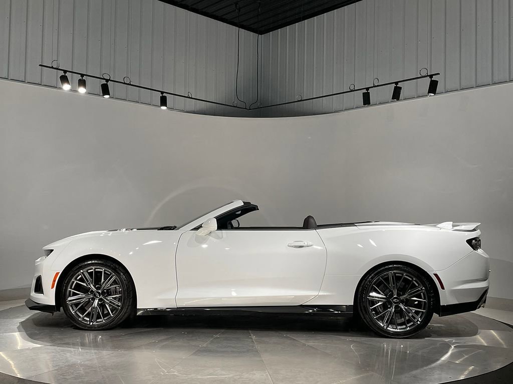 Used 2023 Summit White Chevrolet ZL1 image 11