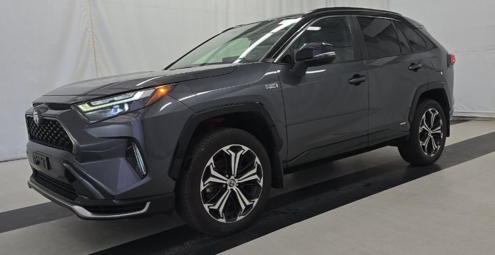 Used 2023 Gray Toyota XSE image 1