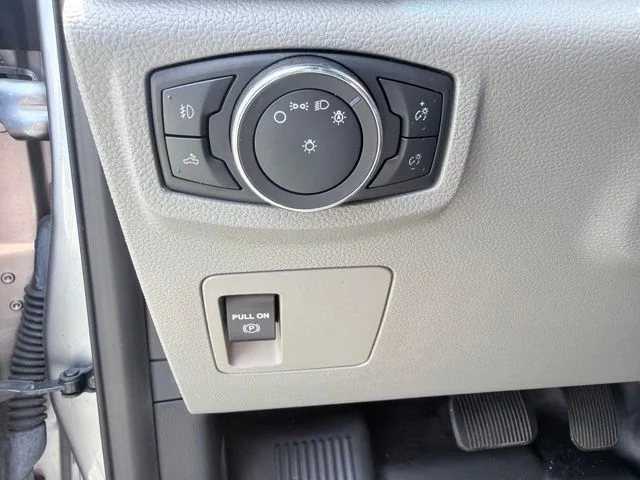 Used 2020 Silver Ford XL image 15