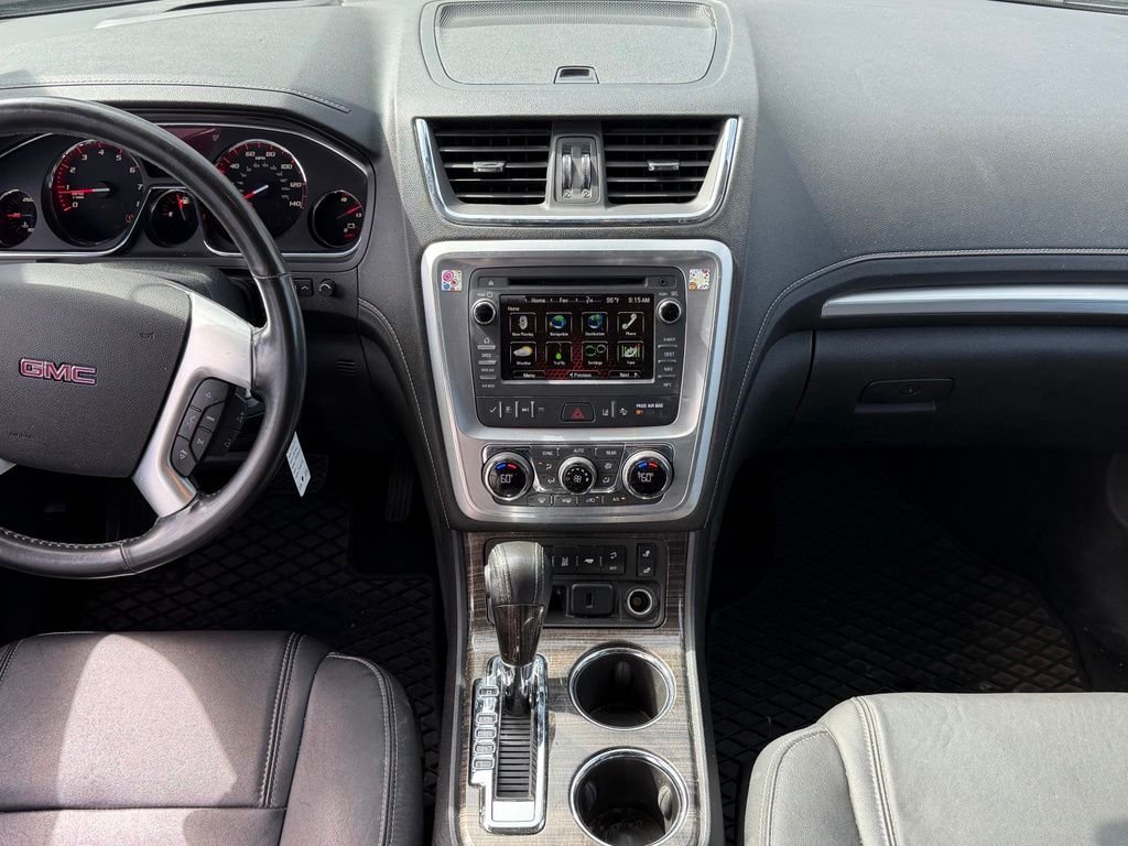 Used 2017 Silver GMC Limited image 9