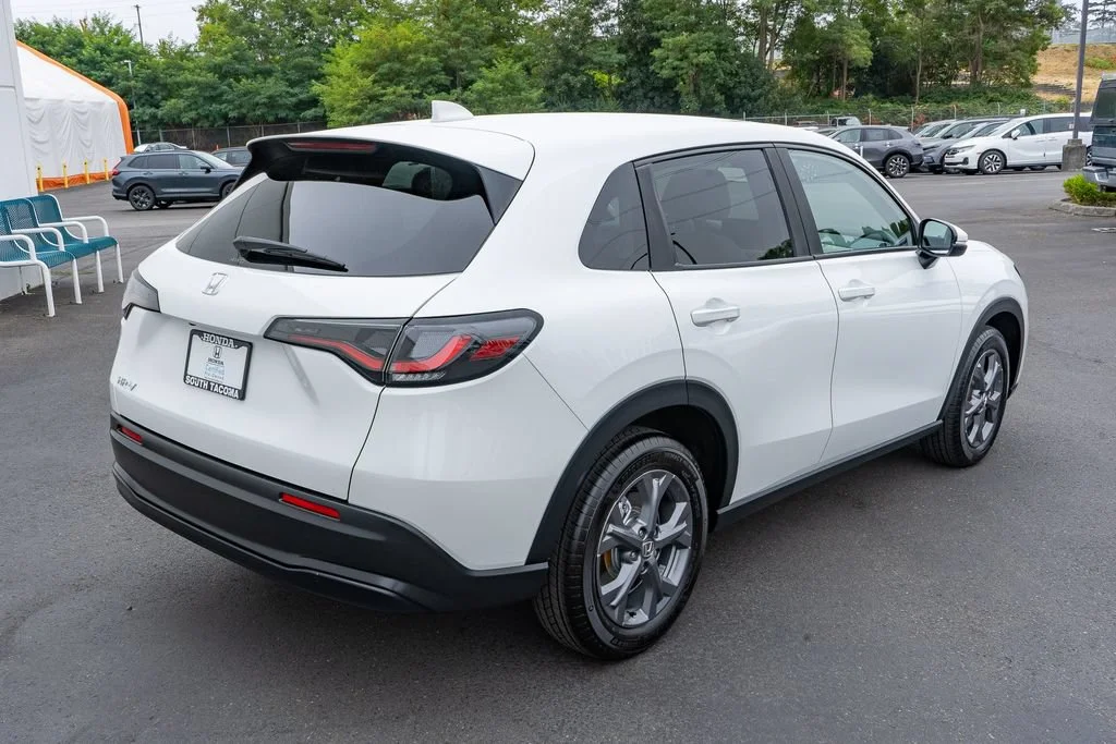 Certified Used 2026 Platinum White Pearl Honda AWD LX image 43