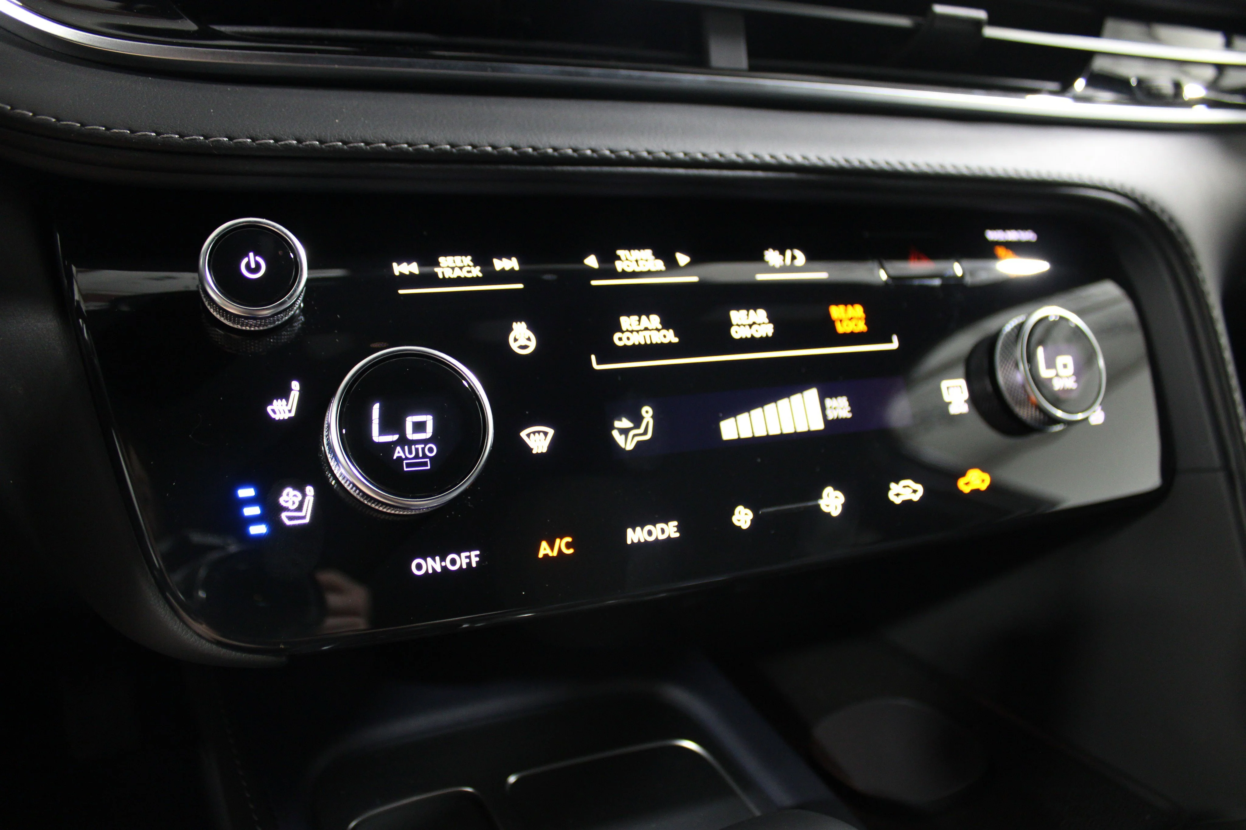 2027 INFINITI QX60 Sport - Photo 16
