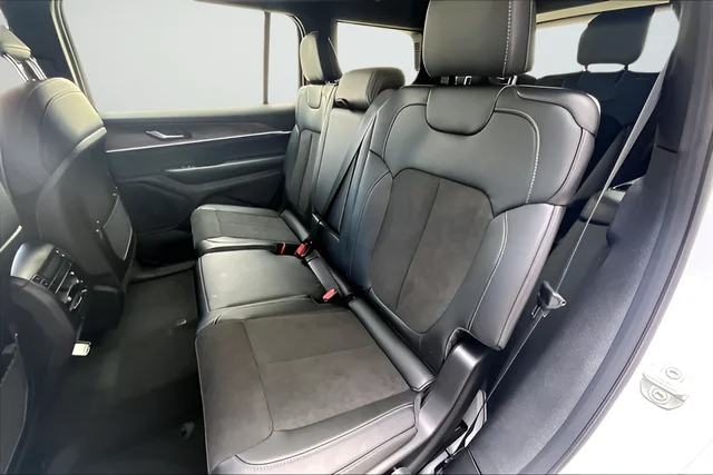 New 2026 Bright White Clearcoat Jeep Altitude image 14