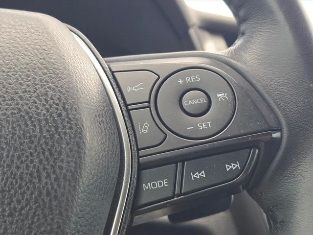 Certified Used 2019 Silver Toyota SE image 28