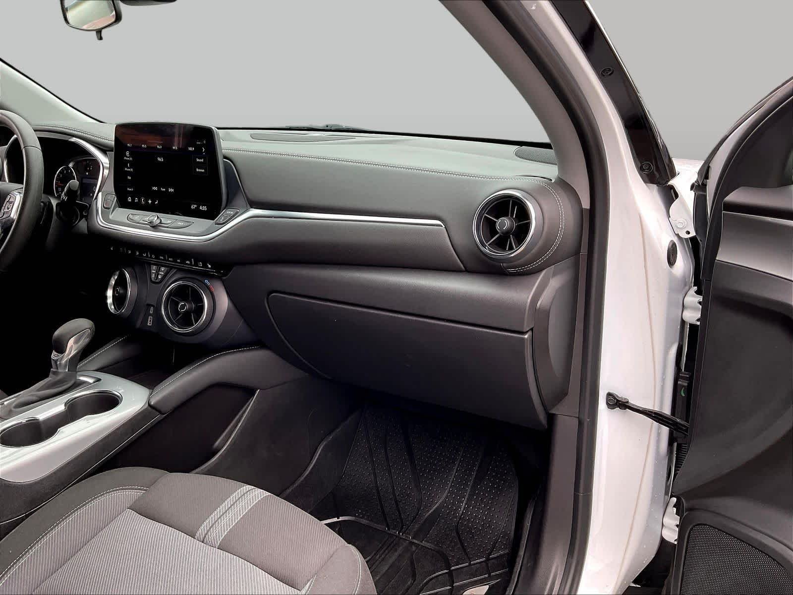 2024 Chevrolet Blazer 2LT - Photo 28
