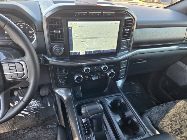 Used 2023  Ford Tremor image 17
