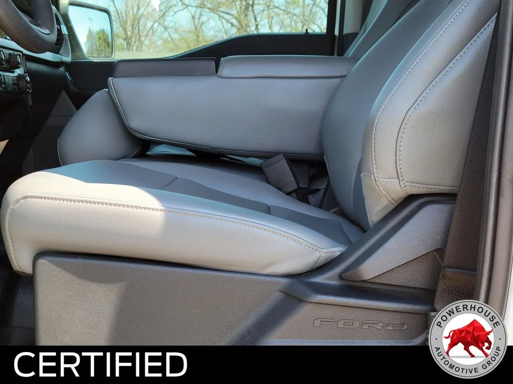 Used 2025 White Ford XL image 24