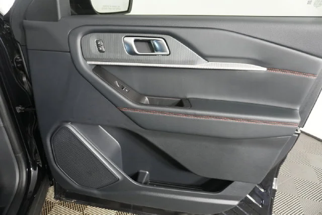 New 2026 Agate Black Metallic Ford ST image 34