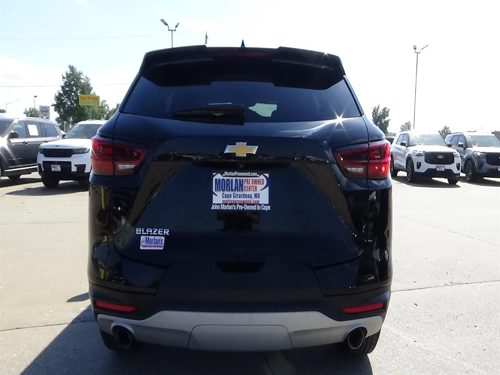 Used 2025 Black (gba) Chevrolet LT image 7