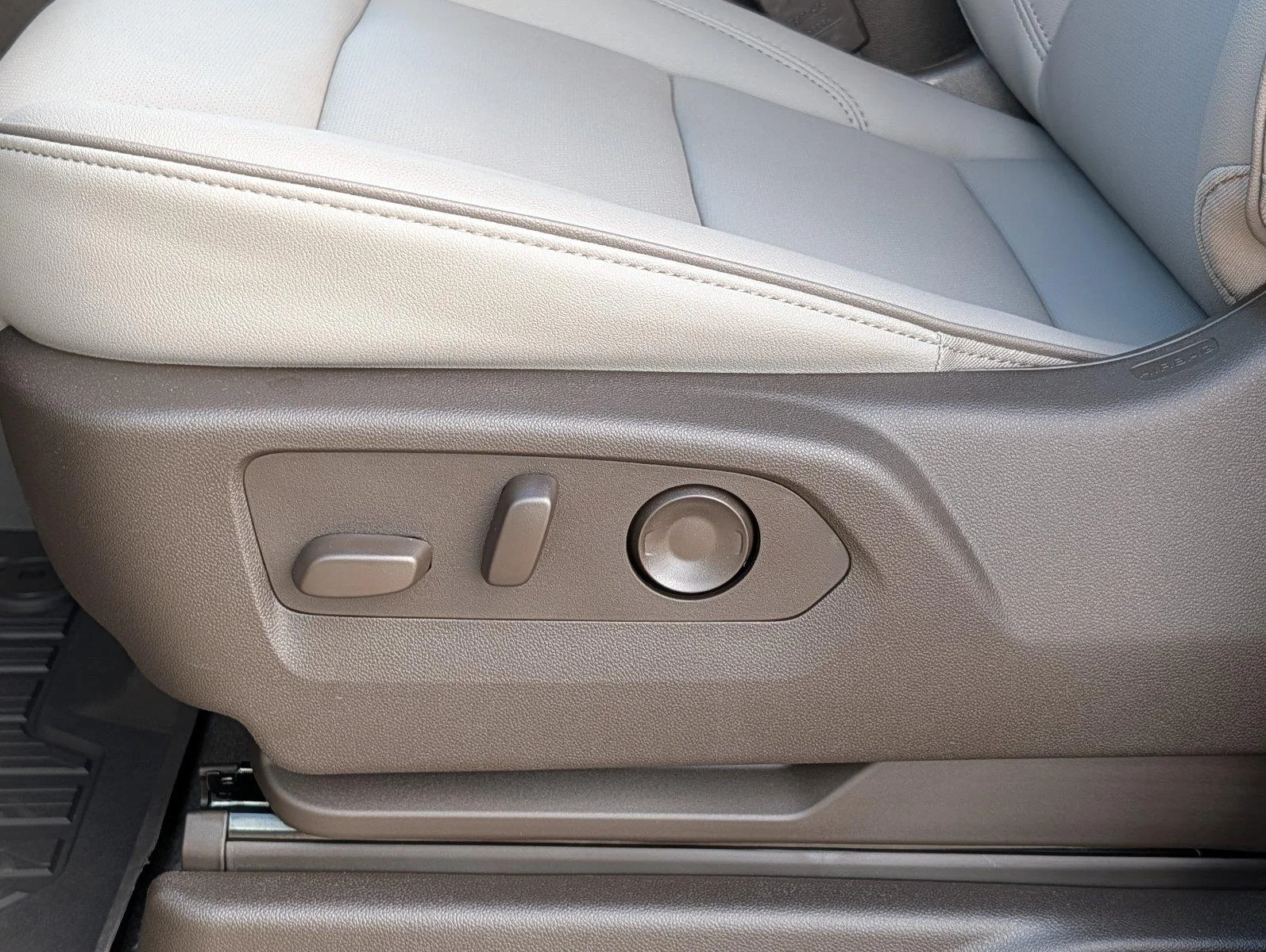 New 2027 Sterling Metallic GMC Elevation image 11