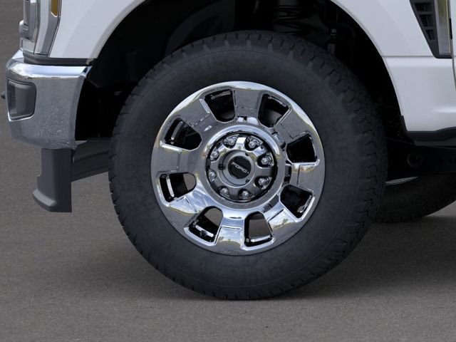 New 2026 Star White Metallic Tri-Coat Ford F-250® Lariat® image 19
