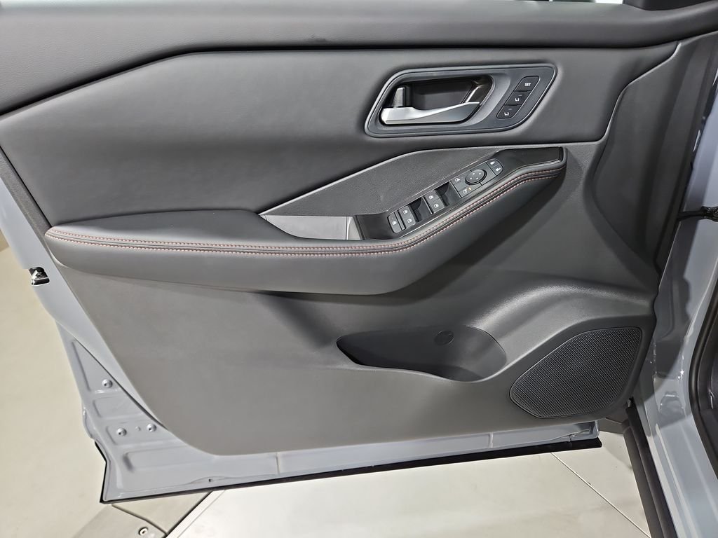 New 2026 Boulder Gray Pearl Nissan Rock Creek image 9