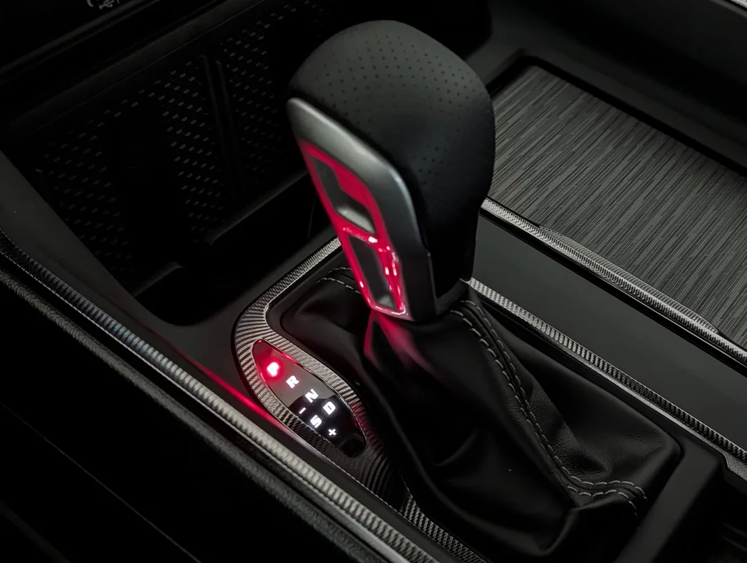 New 2027 Black RAM Rebel - - Rebel X Edition - Level 2 Group - Panoramic Sunroof - Harman Kardon & More! image 21