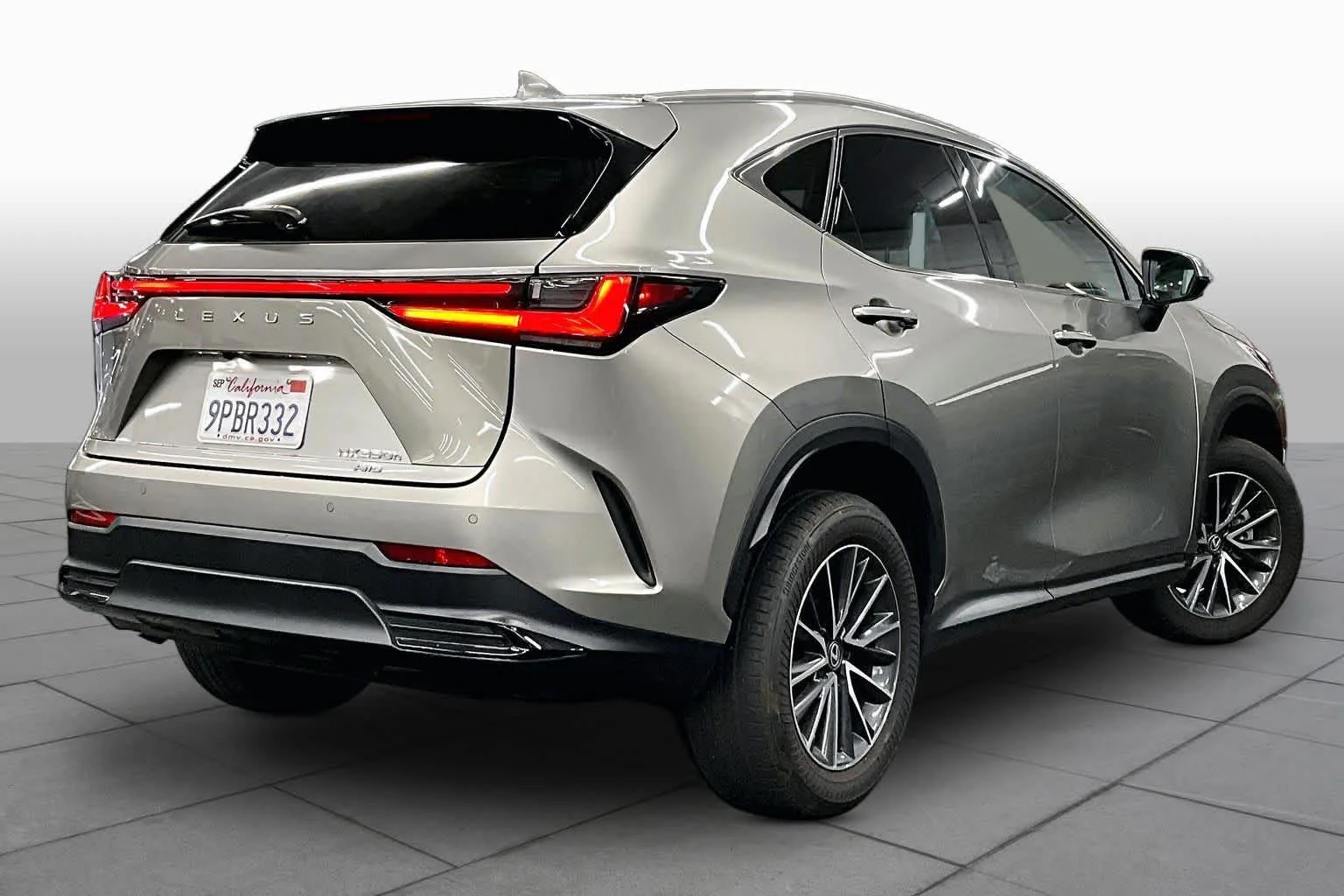 Used 2025 Atomic Silver Lexus Premium image 12