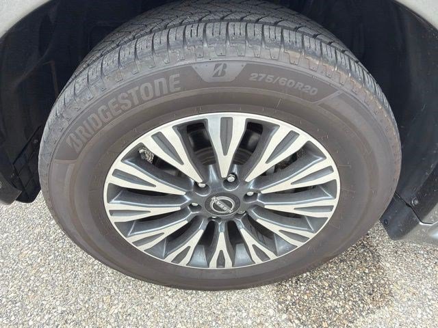 Used 2022 Gun Metallic Nissan SL image 10