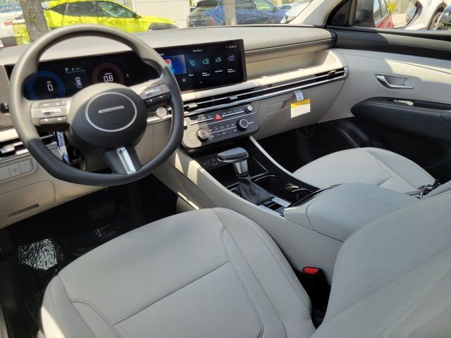 New 2026 Black Hyundai SE FWD image 8